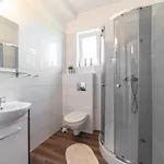 Na Zoloju *