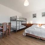 Na Zoloju